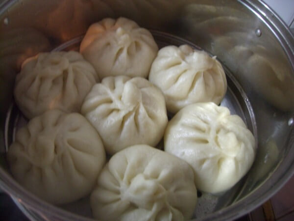 Add the cold water and start steaming.