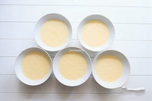 Divide the batter into five parts
