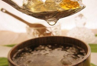 Peach Gum Tremella Soup