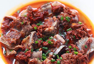 Steamed Pork Ribs with Mushroom Sauce