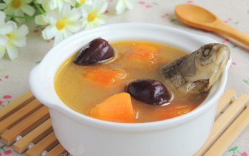 Red Date Papaya Sturgeon Soup