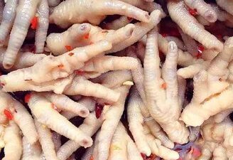 Cold Mixed Sour and Spicy Chicken Claws