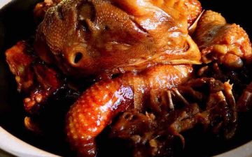 braised chicken head