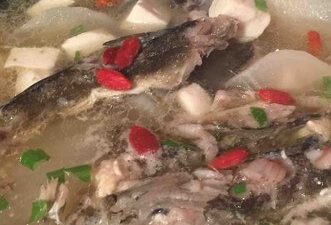 Radish Tofu Fish Soup