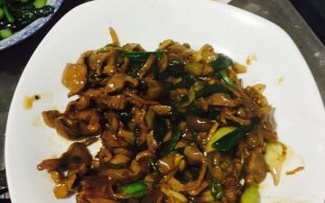 stir-fried chicken gizzards.