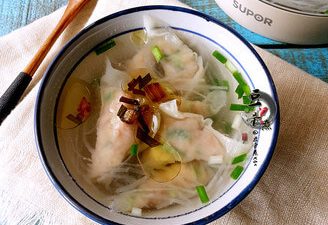 Dumpling Radish Soup