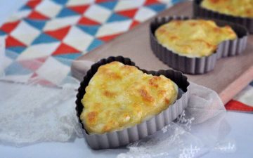 heart shaped durian pizza.