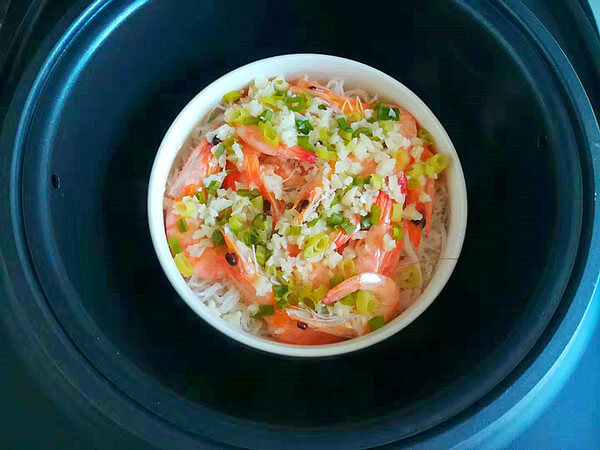 simmer for 5 minutes to open the lid