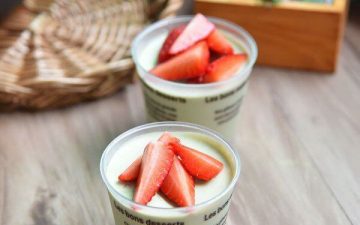 Strawberry Matcha Mousse Cake.