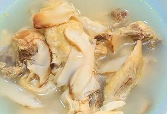 Matsutake Chicken Soup
