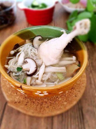 Mushroom and Chicken Soup