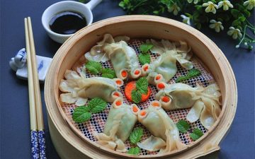 Finished picture, with dumpling vinegar, dripping sesame oil