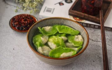 It takes 40 minutes to cook,