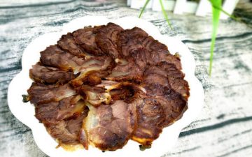 Sliced after cooling, it's delicious!