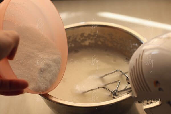 The second time to add sugar