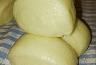 Milk steamed bread