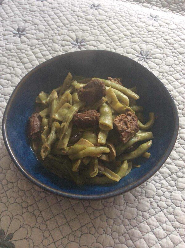 Serve in a bowl and eat delicious.