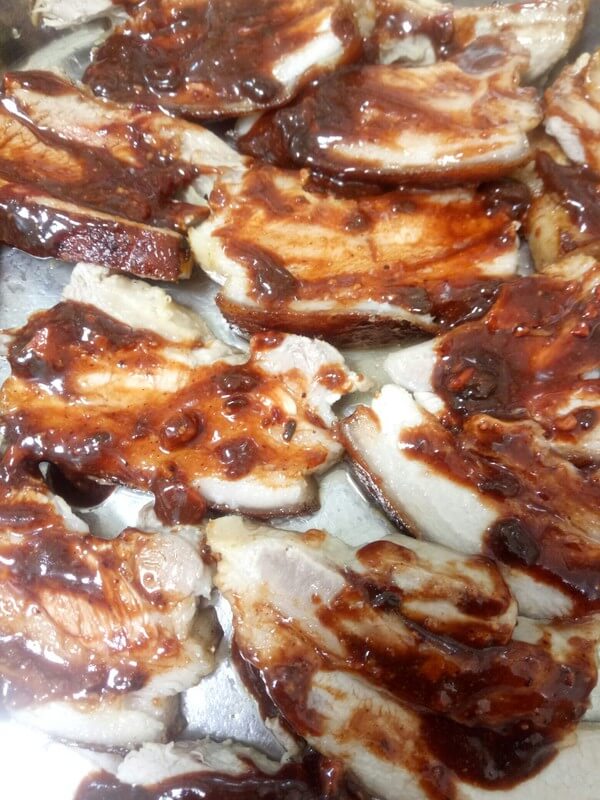 Cut the pork belly into 4cm wide