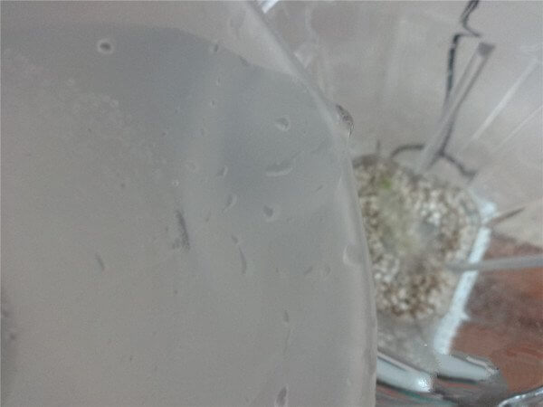 Then pour clean water.