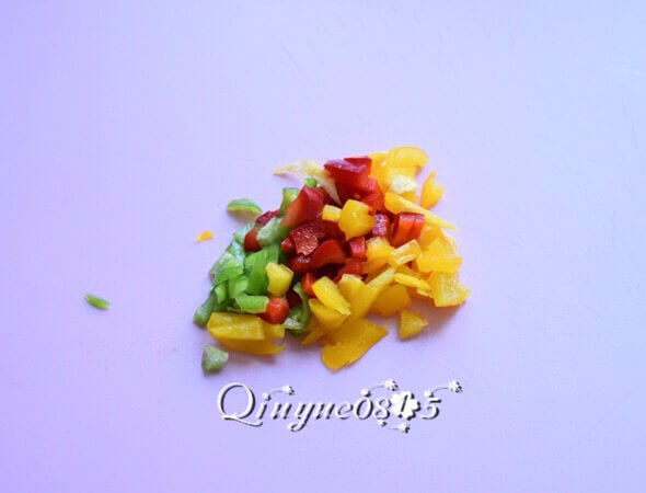 Chop the red, yellow and green bell peppers