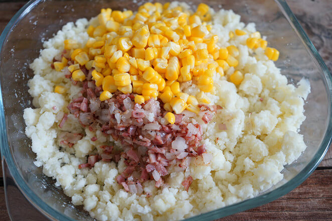 Then pour it on the mashed potatoes and the corn kernels can be put in too.