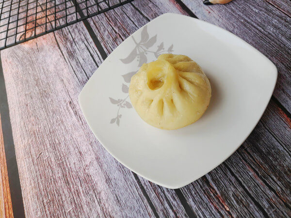 Pan-fried Stuffed Buns