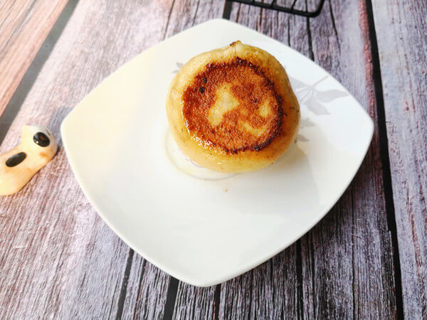 See if this is fried buns, is it very appetizing