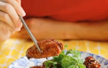 dry pot spicy chicken wings.