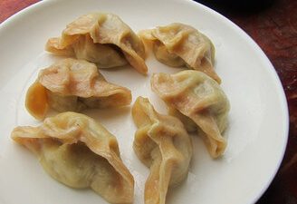 Two-color Steamed Dumplings with Lotus Root and Pork Filling