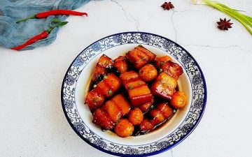 Quail Egg Braised Pork