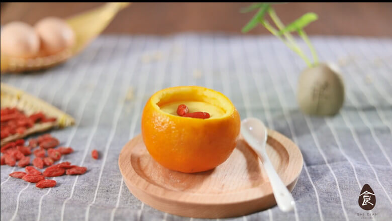Finally, sprinkle the soaked wolfberry decoration and enjoy!