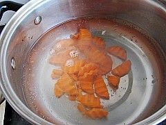 Put in carrots and blanched to cool and set aside.