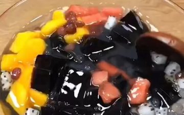 Cold Four Fruit Soup