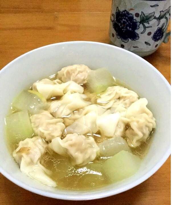 Pour in wax gourd soup