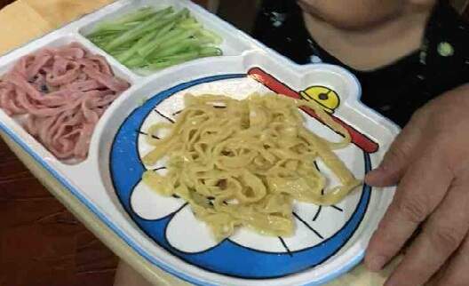 Wash the noodles