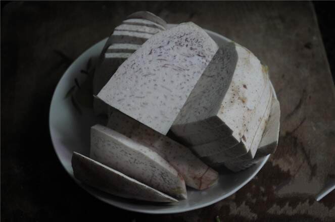 Slice the taro